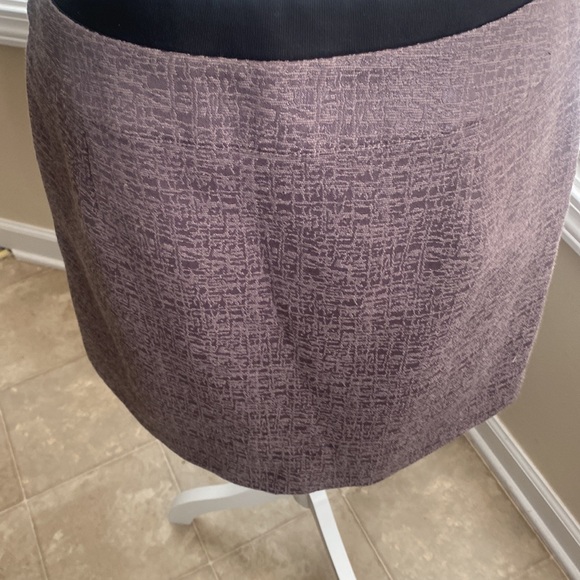 Ann Taylor Loft Skirt Length 17” size 6 - Picture 3 of 9